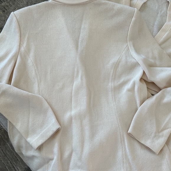 St. John by Marie Gray 3 piece knit size 8 suit - Picture 4 of 14